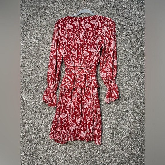 NWOT LC Lauren Conrad Peplum Waist Faux-Wrap Dress Size Small - Picture 5 of 8